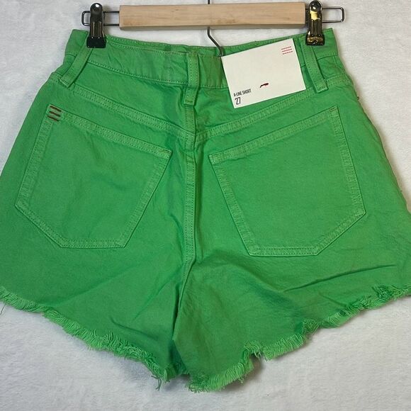 BDG Chewed A-Line Denim Short- NWT-women Size 27 - Picture 2 of 5